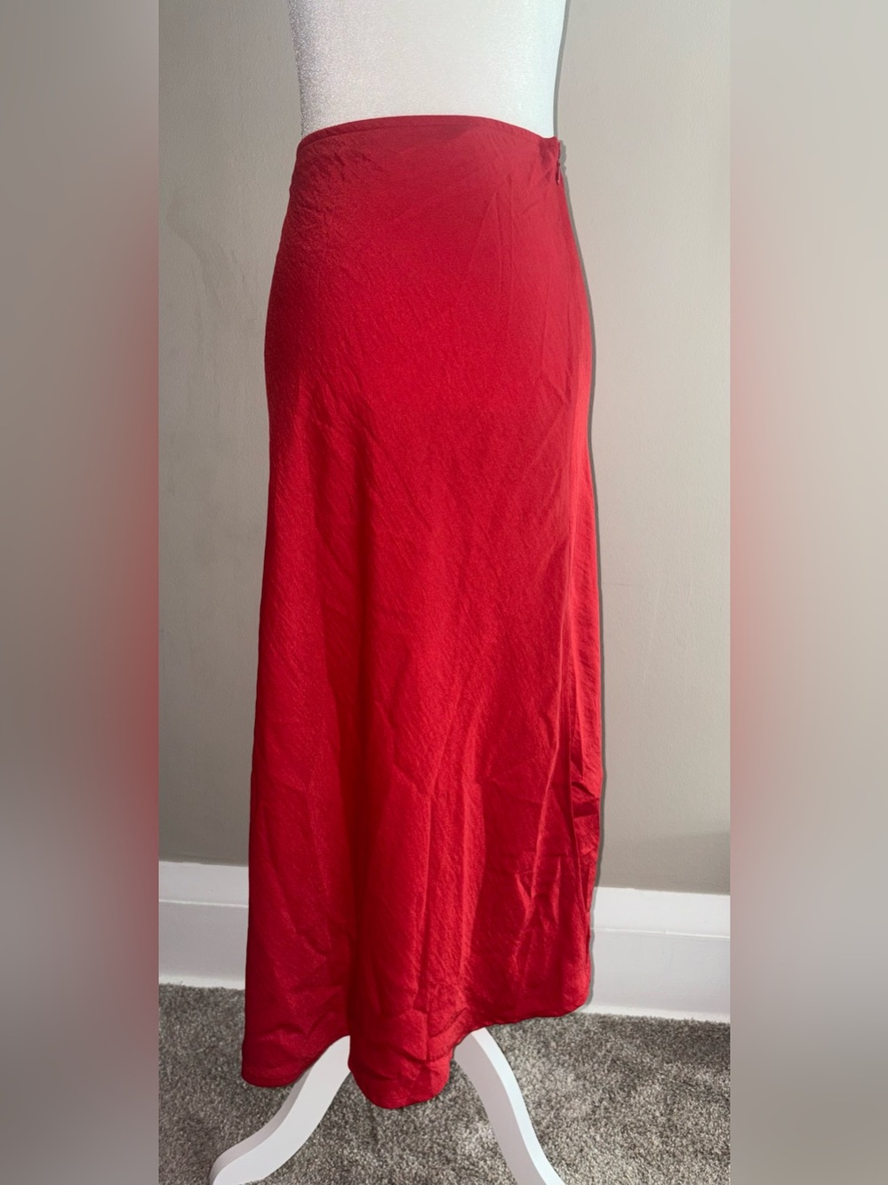 Olia - Red Skirt
Memorial / Fourth Independence Day